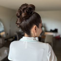 Team Bridal Beauty - Bridal hair by Katye