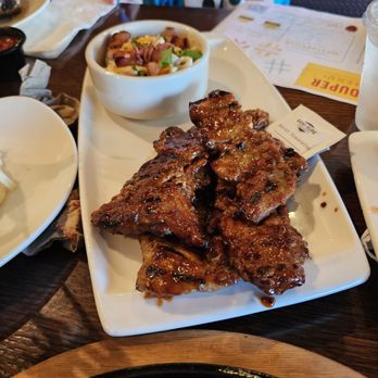 Applebee's Grill + Bar - Rib platter with mac - American Near Me - Mira Loma, California Applebee's Grill + Bar - Rib platter with mac - American Near Me - Mira Loma, California