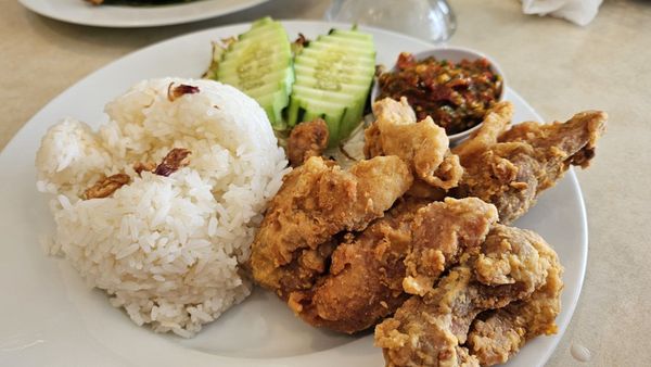 Wayang Restaurant Halal by null