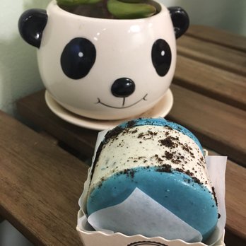 ChaChaCha - Cookies and cream macaroon - Desserts Near Me - Fremont, California