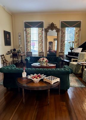 Bourbon Manor Bed & Breakfast Inn, a Bardstown Boutique Hotel by null