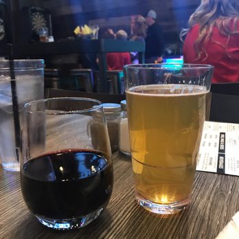 Lookout Tavern - Wine and orange blossom - Cocktail Bars Near Me - Phoenix, Arizona
