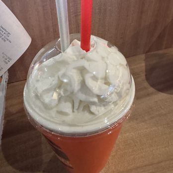 Smashburger - Vanilla milkshake - Burgers Near Me - Waterford, Connecticut