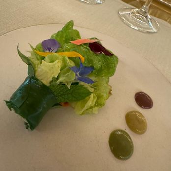 Les Cols - Leaves, herbs and flowers with 3 olives - Signature Cuisine Near Me - Olot, GI