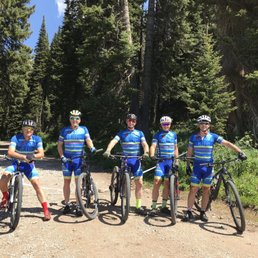 Great trails- here with my teammates preparing for the 50/100 pierres hole mtb race 2019