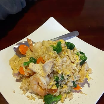 Srisiamchai Thai Restaurant - House Fried Rice - Thai Near Me - Gresham, Oregon Srisiamchai Thai Restaurant - House Fried Rice - Thai Near Me - Gresham, Oregon
