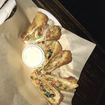 The Mucky Duck Bar - Southwestern egg rolls! - Pubs Near Me - Addison, Texas The Mucky Duck Bar - Southwestern egg rolls! - Pubs Near Me - Addison, Texas
