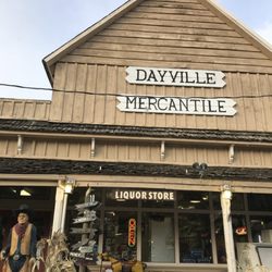 Dayville Merc - Front of the shop