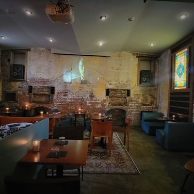Courtland Club by null