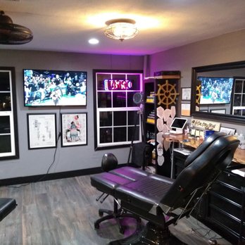 Agape Art Collective - Tattoo Near Me - Newport Beach, California Agape Art Collective - Tattoo Near Me - Newport Beach, California