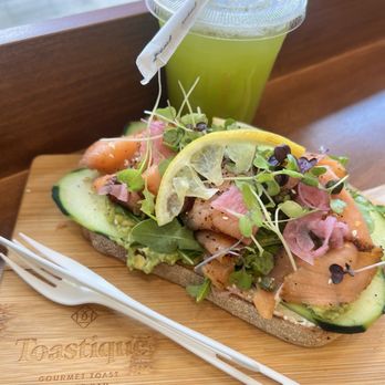 Toastique - Smoked Salmon Toast w/ avocado and the 8oz. Metabolize Juice - Juice Bars & Smoothies Near Me - Washington, DC, District of Columbia
