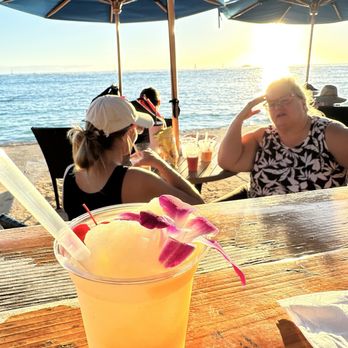 Koa Oasis - Mango flow - Dive Bars Near Me - Honolulu, Hawaii
