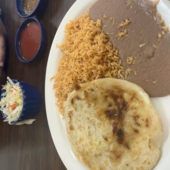 El Caracol Mexican Restaurant - One item combo meal - Mexican Near Me - Vacaville, California El Caracol Mexican Restaurant - One item combo meal - Mexican Near Me - Vacaville, California