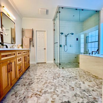 Modern Home Remodeling - Floor to ceiling Steam Room Master Bathroom. - General Contractors Near Me Modern Home Remodeling - Floor to ceiling Steam Room Master Bathroom. - General Contractors Near Me