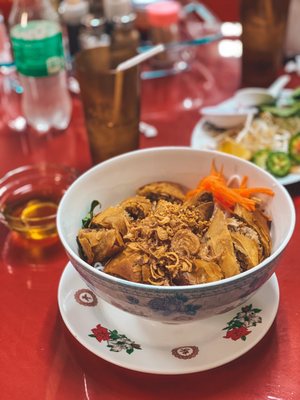 Cafe & pho Hoang by null