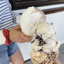 Silver Scoops Cafe & Creamery - Ice cream