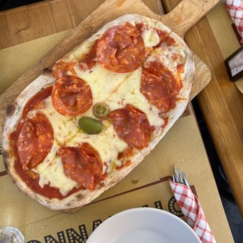 Tonnarello - Diavola pizza - Desserts Near Me - Rome, RM Tonnarello - Diavola pizza - Desserts Near Me - Rome, RM