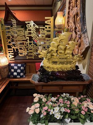 LucKi Thai Bistro by null