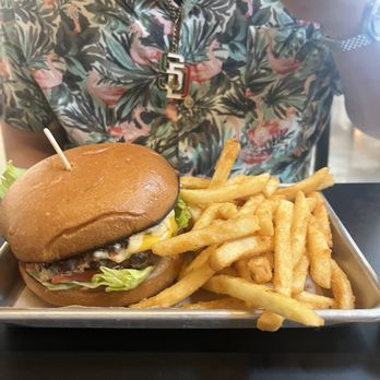 Union - Happy hour union burger with fries and beer for $20 - such a great value and delicious - Asian Fusion Near Me - Long Beach, California Union - Happy hour union burger with fries and beer for $20 - such a great value and delicious - Asian Fusion Near Me - Long Beach, California