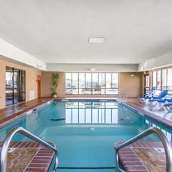 Comfort Inn & Suites Pauls Valley - City Lake