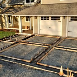 Conte Tuff Construction - Forms all set ready for pour day bright and early!