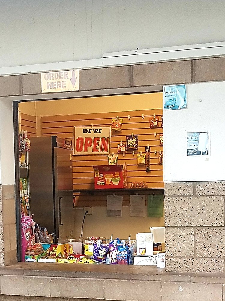 Escondido Sports Center, Escondido Roadtrippers