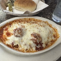 Stella Mia Pizzeria - Baked spaghetti special and Fra Diablo