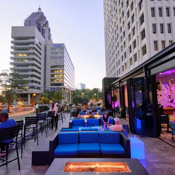Virtue Rooftop - a view of the outdoor seating area - Lounges Near Me - Atlanta, Georgia Virtue Rooftop - a view of the outdoor seating area - Lounges Near Me - Atlanta, Georgia