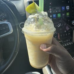 The Juice Lounge - Apple ginger smoothie