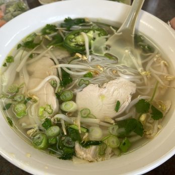 Ba Le Restaurant - Chicken pho - Vietnamese Near Me - Dallas, Texas