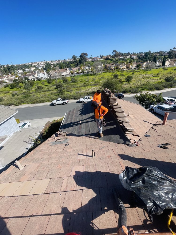 Slide of Bautista Roofing