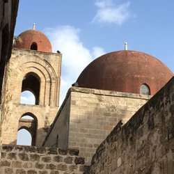 Chiesa di San Giovanni degli Eremiti - The domes