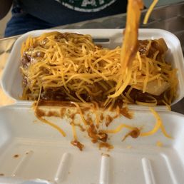 Chili cheese fries
