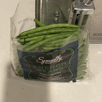 ALDI - a bag of green beans on a counter - Grocery Near Me - Rensselaer, New York