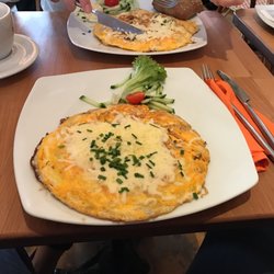 Kaffee Kult - Omelette mit Krabben Käse und Champignons