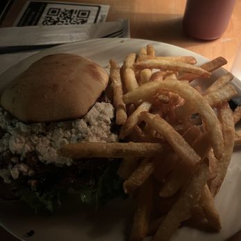 Sirens - Goat cheese burger - Pubs Near Me - Port Townsend, Washington Sirens - Goat cheese burger - Pubs Near Me - Port Townsend, Washington