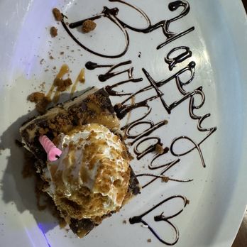 Honeybear Cafe - Birthday dessert - Breakfast & Brunch Near Me - Chicago, Illinois