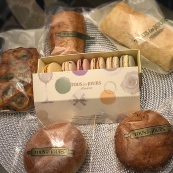 Tous Les Jours - Spinach and cheese pastry, ham and cheese pastry, cheese pastry, croquette, red bean donut and in the center macarons - Coffee & Tea Near Me - Westminster, Colorado Tous Les Jours - Spinach and cheese pastry, ham and cheese pastry, cheese pastry, croquette, red bean donut and in the center macarons - Coffee & Tea Near Me - Westminster, Colorado