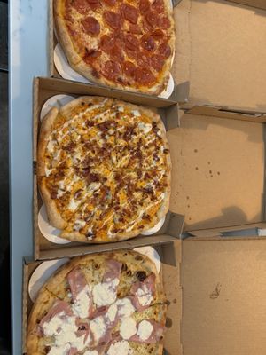 Lusha Pizza by null