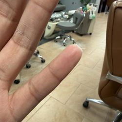 Tracy's Nails - This is how it looked when I left