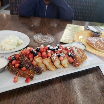 Blu Jam Cafe - Breakfast & Brunch Near Me - Sherman Oaks, California
