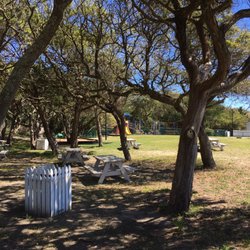 Atlantic Beach Town Park - Picnic area