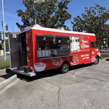 Baba's Kitchen - Food truck - Food Trucks Near Me - Sunnyvale, California Baba's Kitchen - Food truck - Food Trucks Near Me - Sunnyvale, California