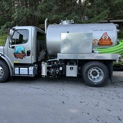 Loose Deuce Septic & Tank Services - Our truck!