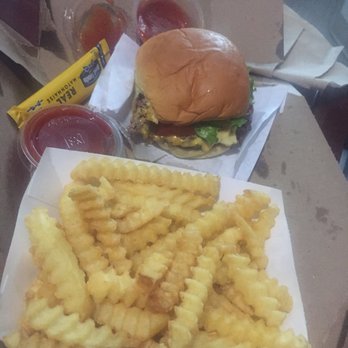 Shake Shack - Cheeseburger and fries - Burgers Near Me - Las Vegas, Nevada Shake Shack - Cheeseburger and fries - Burgers Near Me - Las Vegas, Nevada