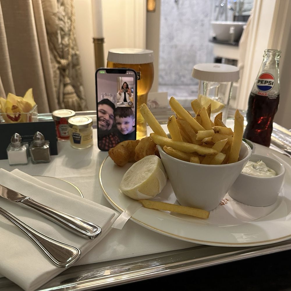 The Shelbourne, Autograph Collection - Fish and chips room service - Hotels Near Me - Dublin, D