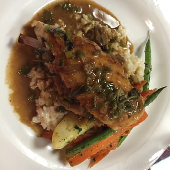 Garlic City Cafe - Chicken Coq Au Vin - American Near Me - Gilroy, California Garlic City Cafe - Chicken Coq Au Vin - American Near Me - Gilroy, California