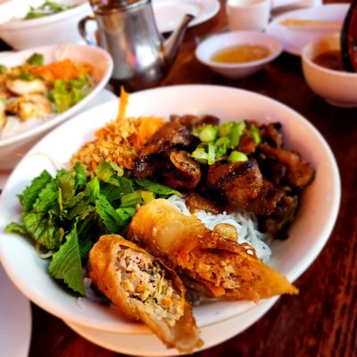 Huong Viet Restaurant by null