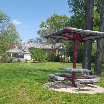 Gentry Park - Gazebo, picnic table and Payne Gentry House - Parks Near Me - Bridgeton, Missouri
