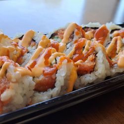 Sprouts Farmers Market - Fresh tuna rolls